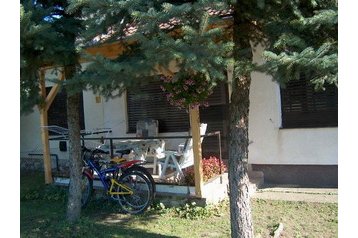 Hungrie Privát Harkány, Extérieur